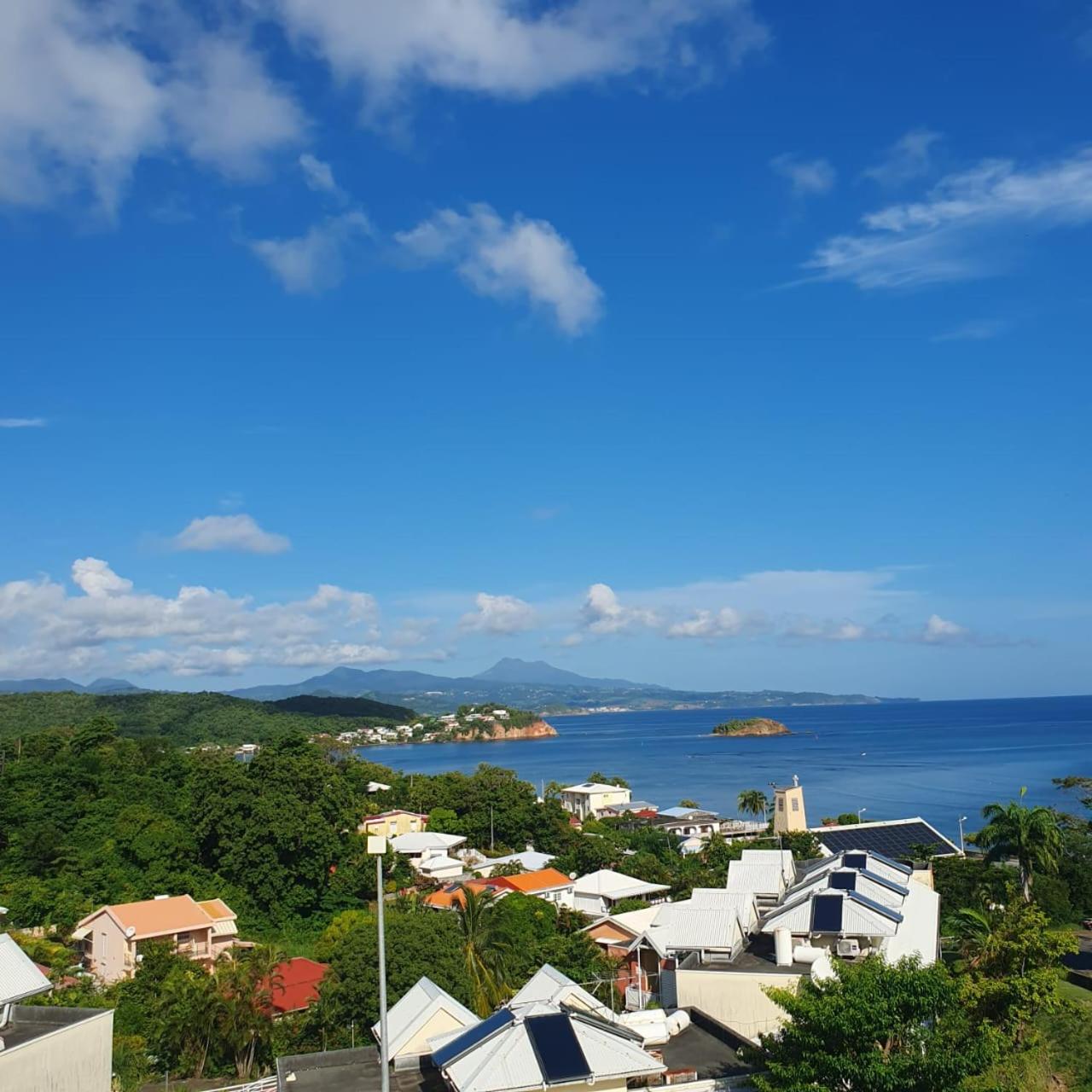 Appartement De La Baie, Vue Magnifique, Tartane 라 트리니테 외부 사진